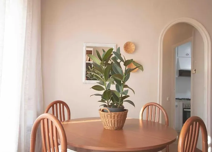 Lc Apartaments Av Del Mar